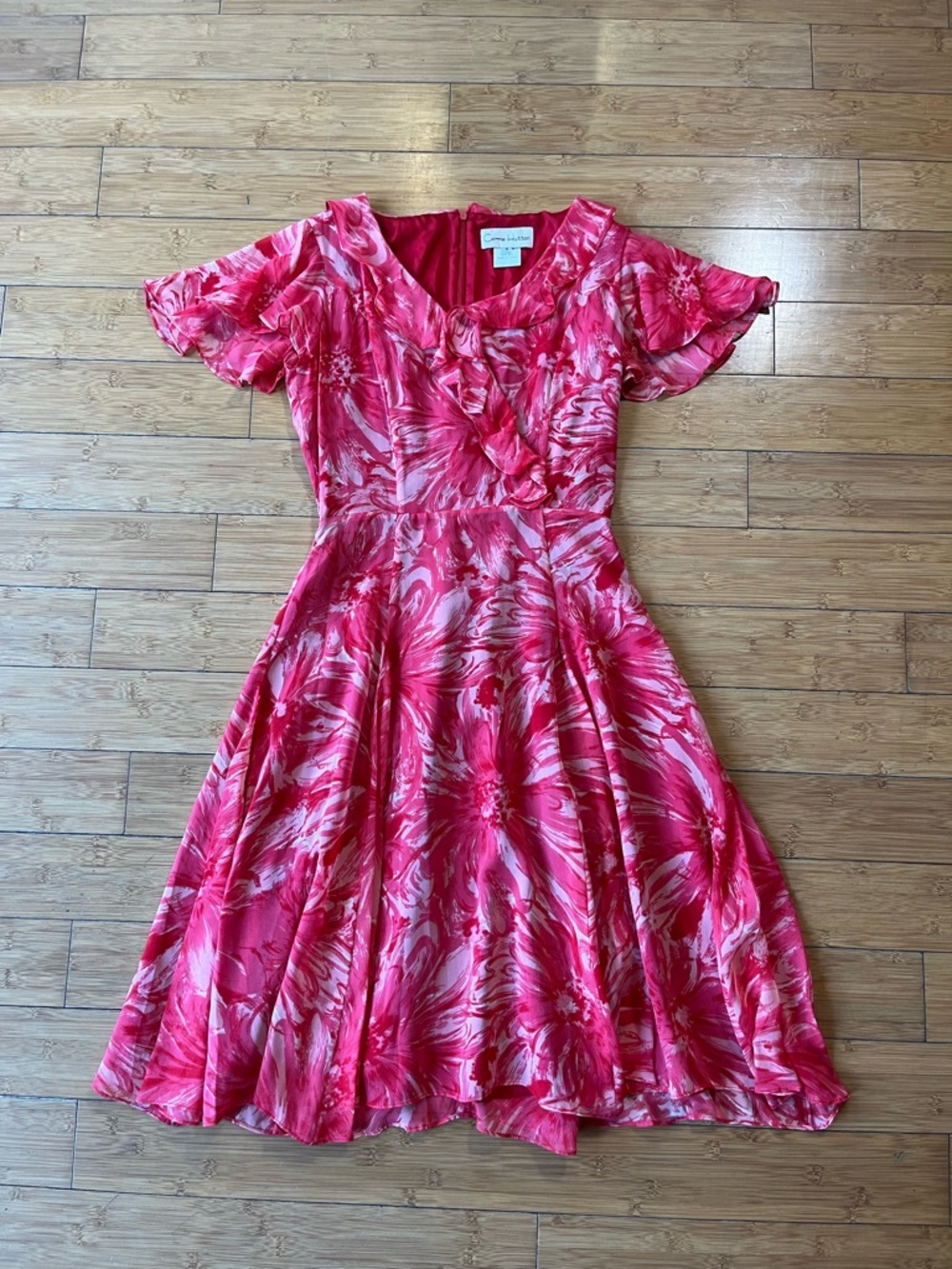 100% Silk Carrie Hutton Pink Garden Floral Midi Dress with Flutter Sleeves